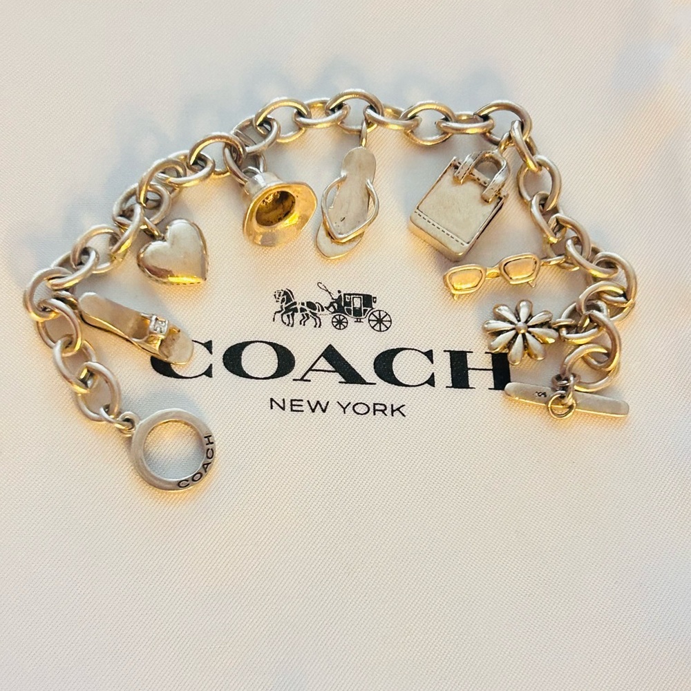 EXTREMELY RARE Coach Charm Bracelet - Picture 3 of 13